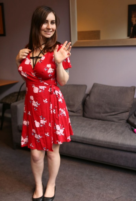 Big titted teen Kitty Du Jour masturbates during self BDSM games 15071202