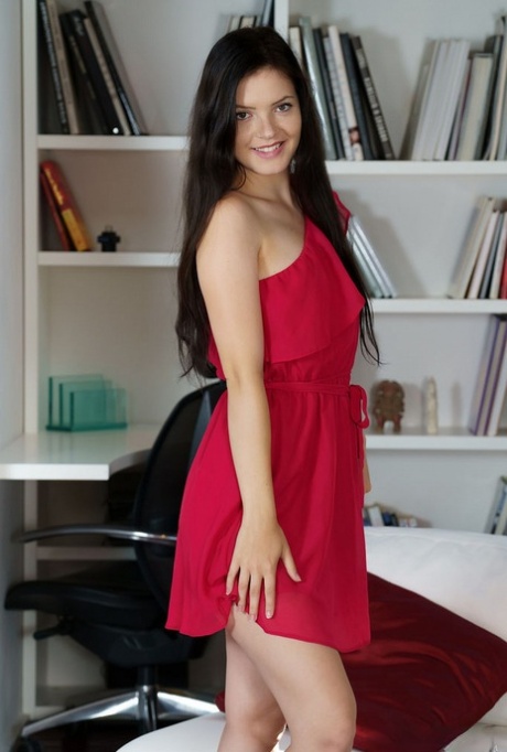 Young brunette Anie Darling casts off her dress prior to a nude finger fuck 35514496