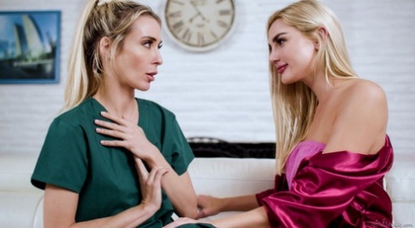 Blonde stepsisters Aiden Ashley and Kenzie Anne have lesbian sex on a bed 21631610
