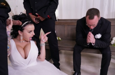Curvy bride Payton Preslee bangs black men in front of her cuckold husband 30834304