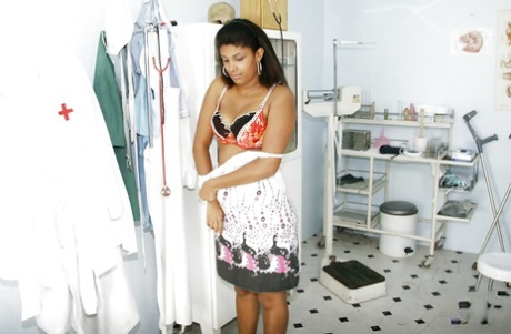 Masturbating babe Manuela is going through a doctors check 24568001