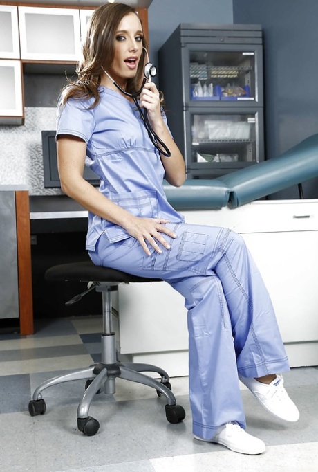 Skinny nurse Jamie Jackson is posing in a uniform and sexy pantyhose 29522432
