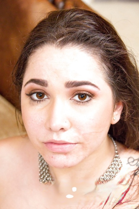 Cute brunette Karlee Grey gives a deep professional blowjob! 64154169